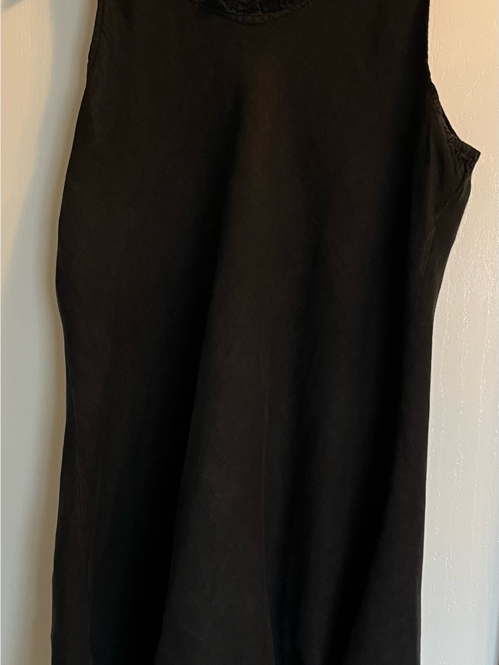 Linen Classic Sleeveless Black Top by Beyond Capri Italy